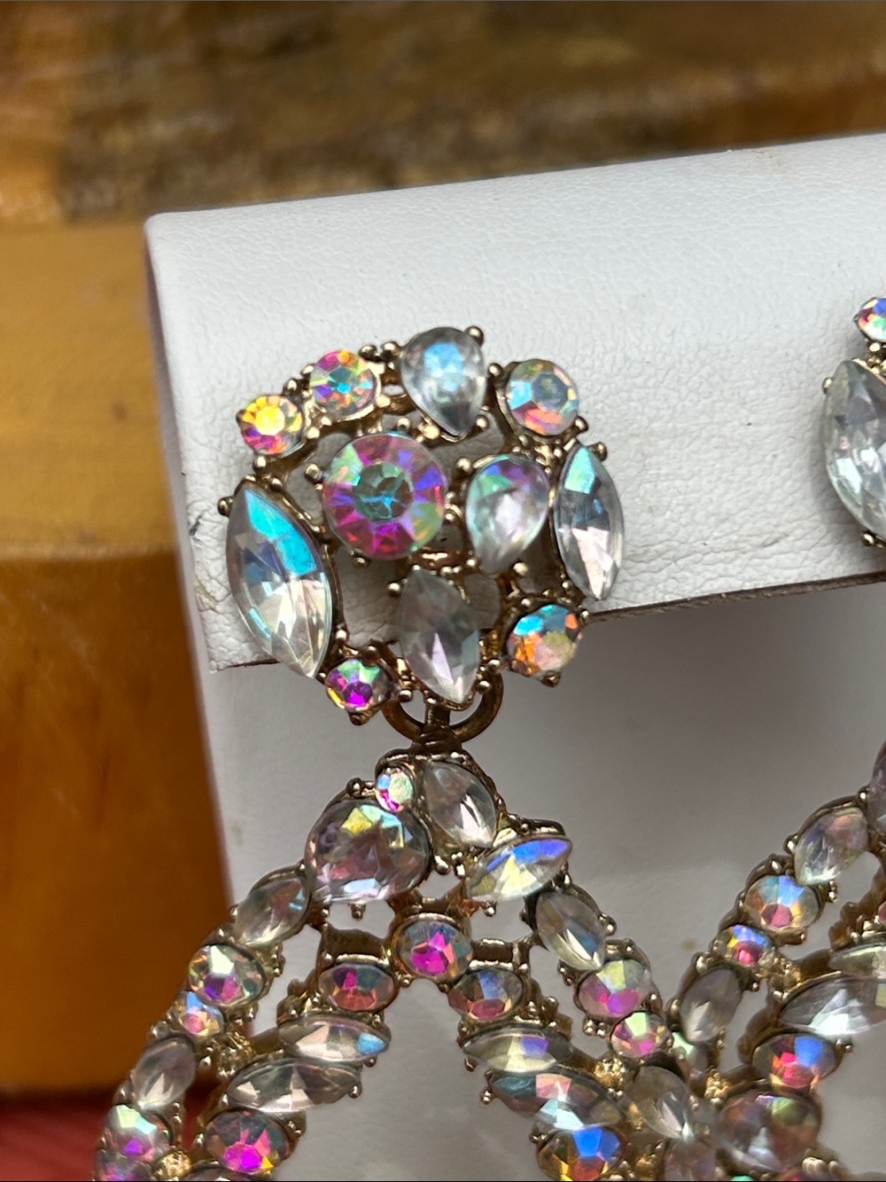 Vintage Aurora Borealis Iridescent Crystal Teardrop Stud Earrings - Picture 3 of 9
